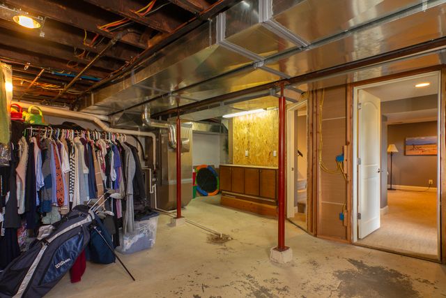 315 Ridgewood Avenue, Davenport, IA 52803