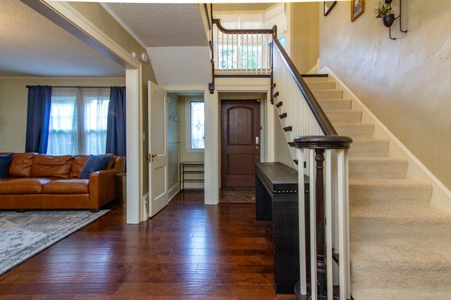 315 Ridgewood Avenue, Davenport, IA 52803