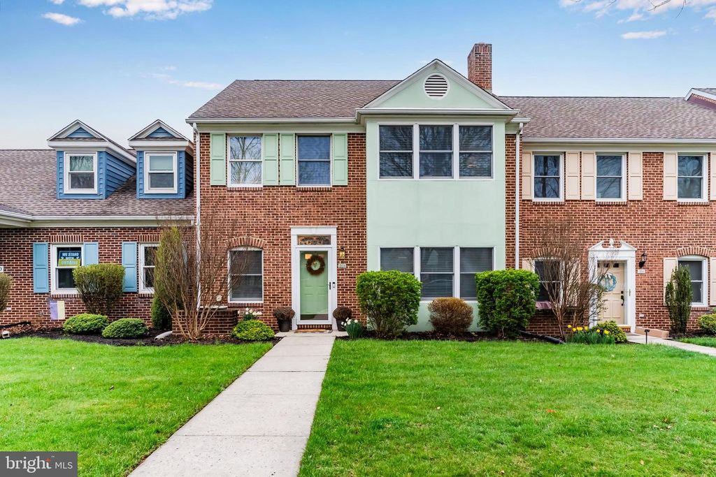 1208 WHITE BIRCH LANE, Carlisle, PA 17013