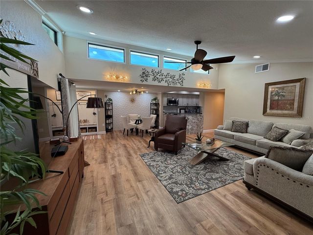 6861 WOODWIND DR 75, Sarasota, FL 34231