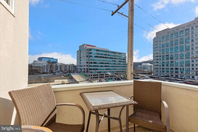 101 FRONT ST, Conshohocken, PA 19428