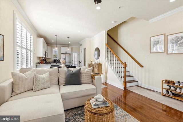 101 FRONT ST, Conshohocken, PA 19428