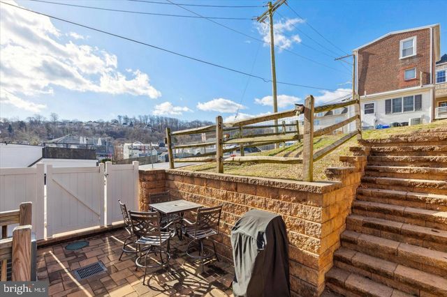 101 FRONT ST, Conshohocken, PA 19428