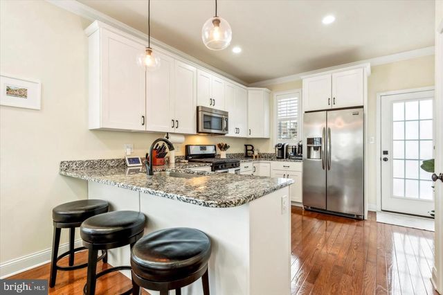 101 FRONT ST, Conshohocken, PA 19428
