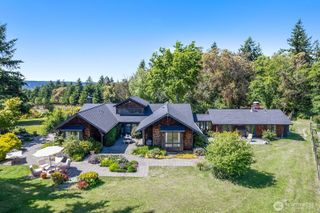 26742 94th Avenue SW, Vashon, WA 98070