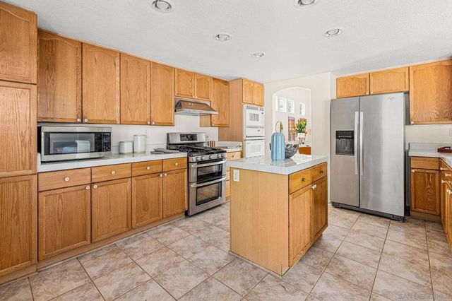 10941 Waterton Road, San Diego, CA 92131