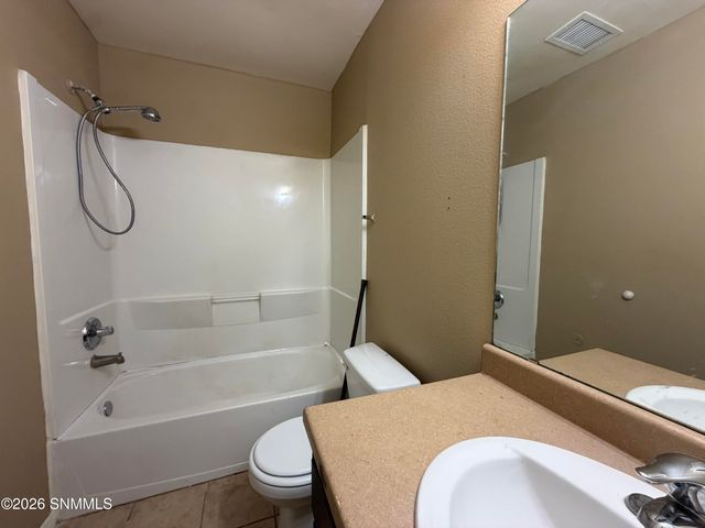 5122 Kensington Way, Las Cruces, NM 88012