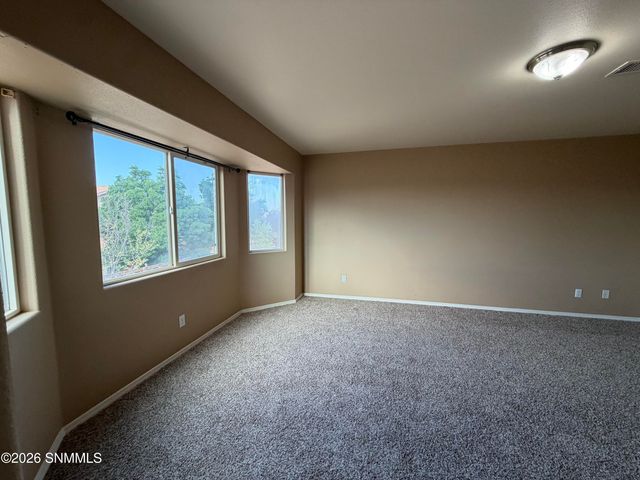 5122 Kensington Way, Las Cruces, NM 88012