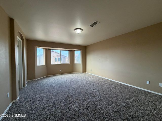 5122 Kensington Way, Las Cruces, NM 88012