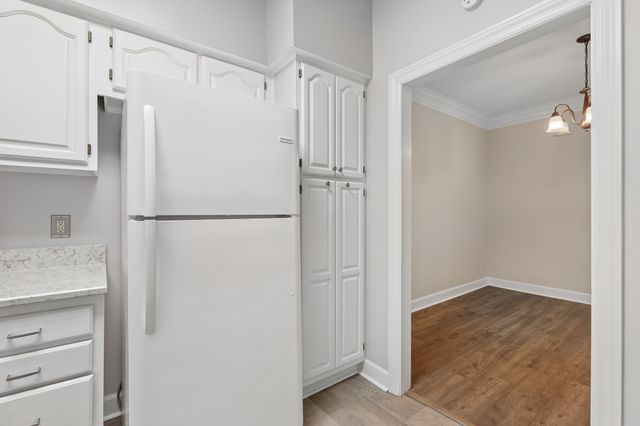 401 Ashlawn Ct, Nashville, TN 37215