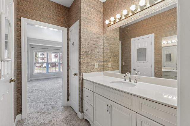 401 Ashlawn Ct, Nashville, TN 37215
