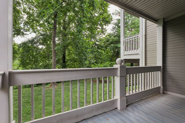 401 Ashlawn Ct, Nashville, TN 37215