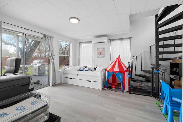 1902 Whitebead TRL, Austin, TX 78734