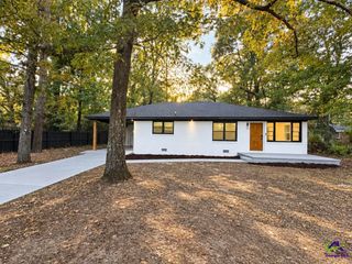 103 Edna Place, Warner Robins, GA 31093