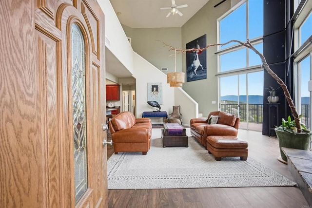 42055 Canyonside Court, Aguanga, CA 92536