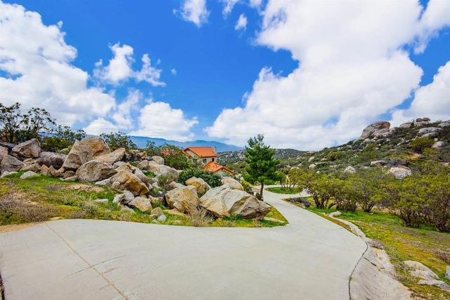 42055 Canyonside Court, Aguanga, CA 92536