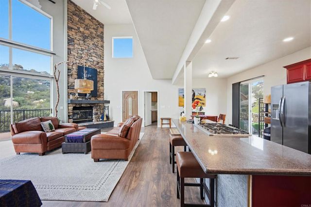 42055 Canyonside Court, Aguanga, CA 92536