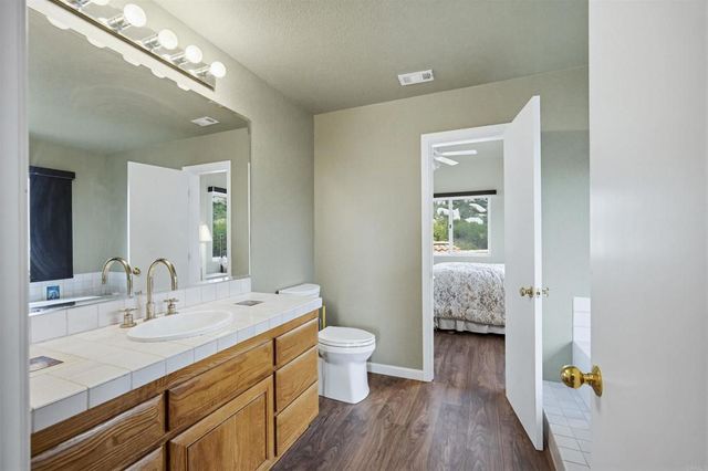 42055 Canyonside Court, Aguanga, CA 92536