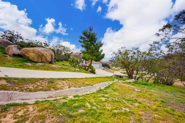 42055 Canyonside Court, Aguanga, CA 92536