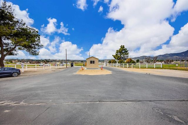 42055 Canyonside Court, Aguanga, CA 92536