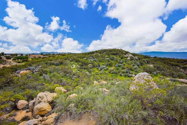 42055 Canyonside Court, Aguanga, CA 92536