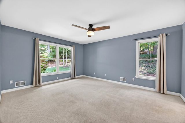14 Mockingbird Ct, Spartanburg, SC 29307