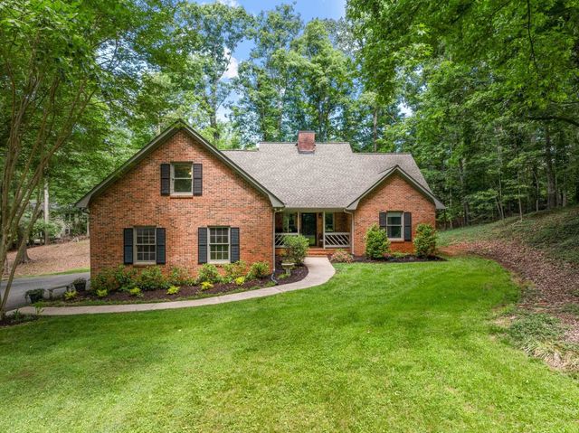14 Mockingbird Ct, Spartanburg, SC 29307