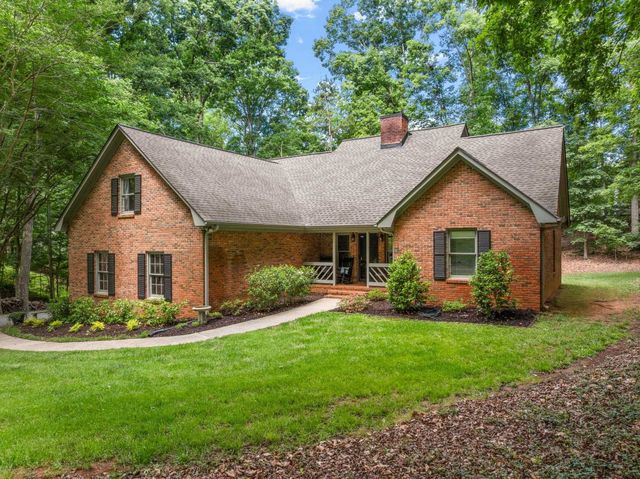 14 Mockingbird Ct, Spartanburg, SC 29307