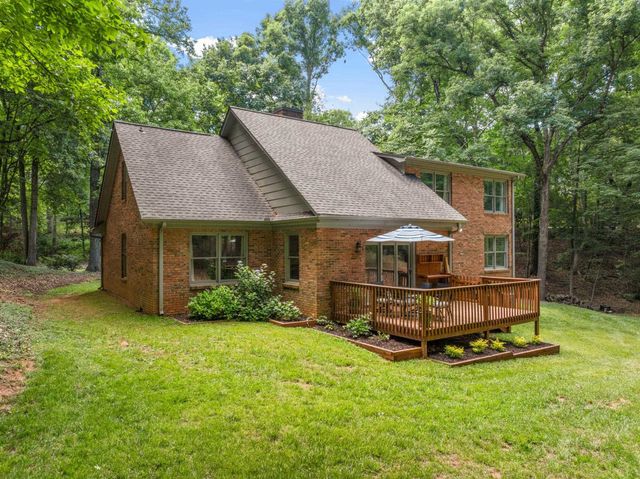 14 Mockingbird Ct, Spartanburg, SC 29307