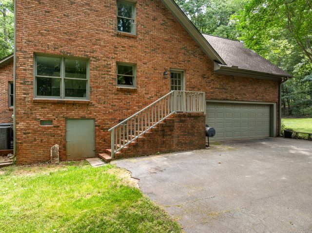 14 Mockingbird Ct, Spartanburg, SC 29307