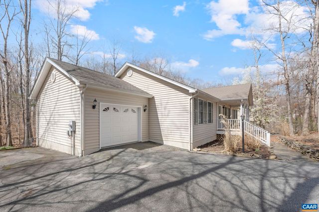 217 JEFFERSON DR, Palmyra, VA 22963