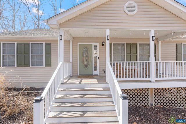 217 JEFFERSON DR, Palmyra, VA 22963