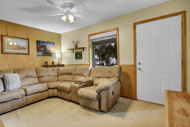 414 1st Avenue N, Sartell, MN 56377