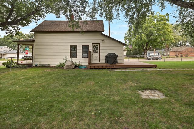 414 1st Avenue N, Sartell, MN 56377