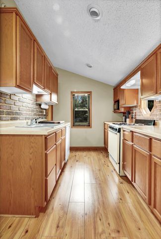 414 1st Avenue N, Sartell, MN 56377