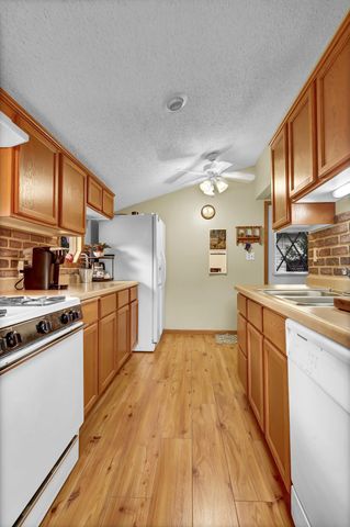 414 1st Avenue N, Sartell, MN 56377