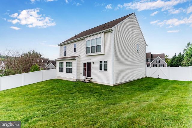 951 KAVANAGH CIR, Red Lion, PA 17356
