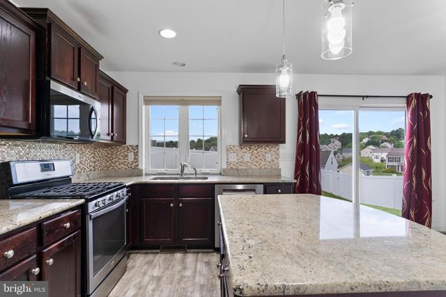 951 KAVANAGH CIR, Red Lion, PA 17356