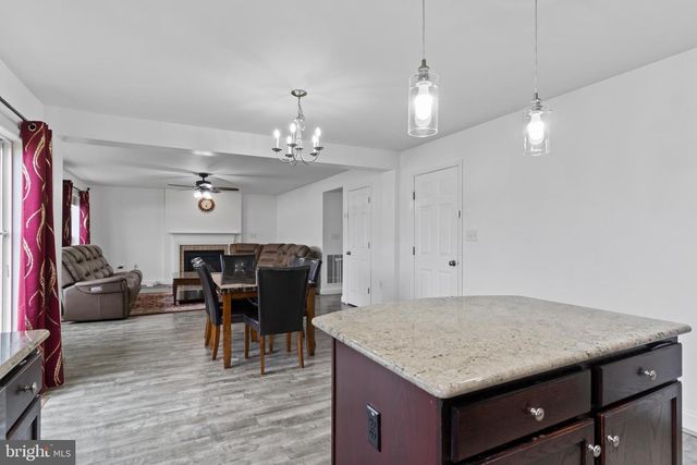 951 KAVANAGH CIR, Red Lion, PA 17356