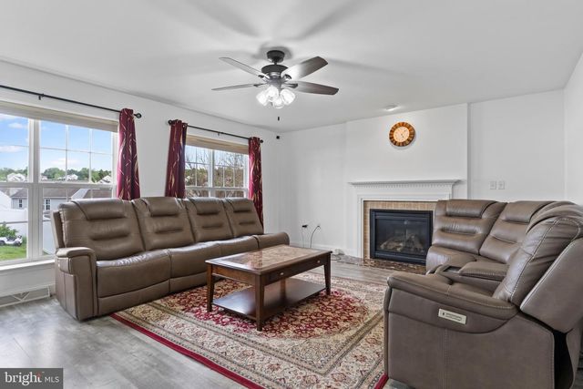 951 KAVANAGH CIR, Red Lion, PA 17356