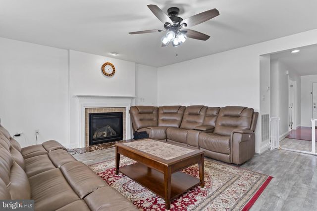 951 KAVANAGH CIR, Red Lion, PA 17356