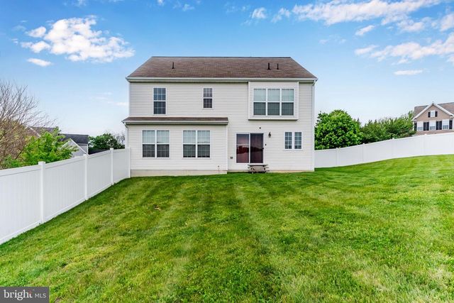 951 KAVANAGH CIR, Red Lion, PA 17356