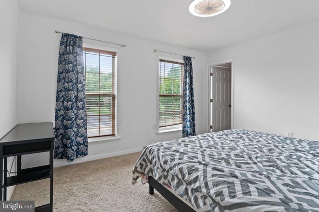 951 KAVANAGH CIR, Red Lion, PA 17356