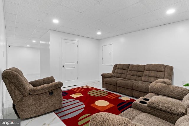 951 KAVANAGH CIR, Red Lion, PA 17356
