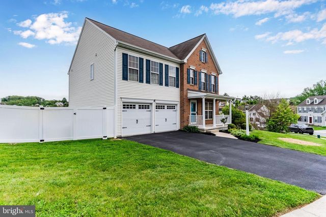 951 KAVANAGH CIR, Red Lion, PA 17356
