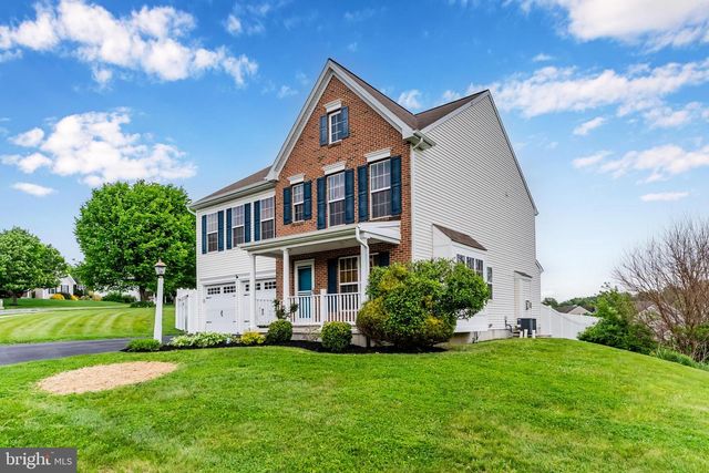 951 KAVANAGH CIR, Red Lion, PA 17356