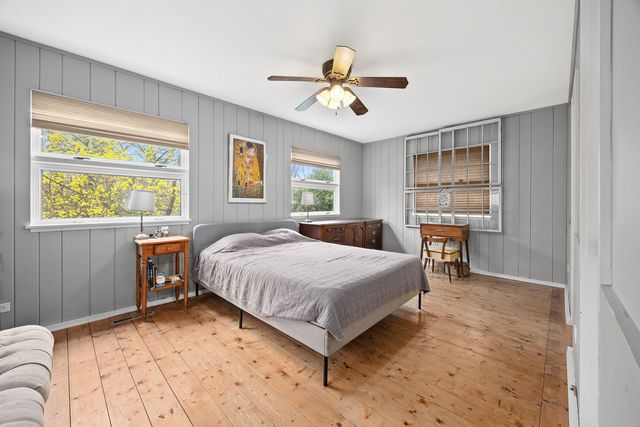 4624 Lee Avenue, Downers Grove, IL 60515