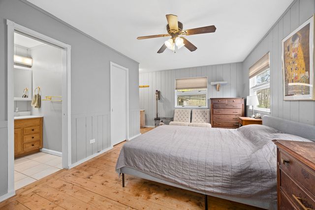 4624 Lee Avenue, Downers Grove, IL 60515