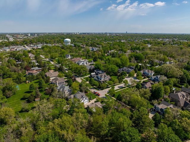 4624 Lee Avenue, Downers Grove, IL 60515