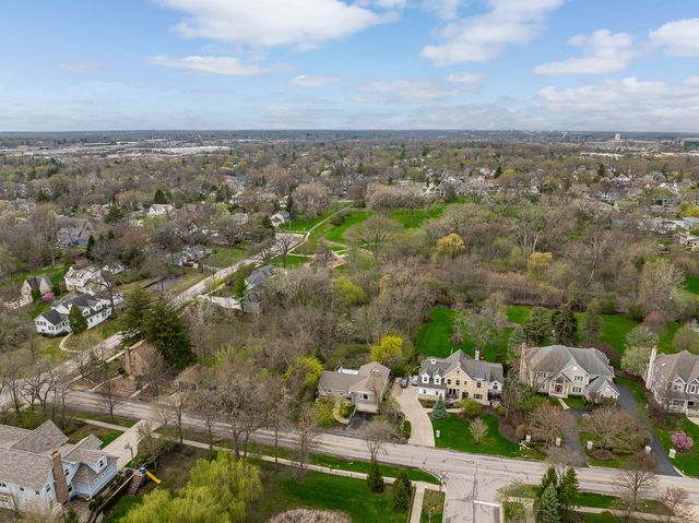 4624 Lee Avenue, Downers Grove, IL 60515